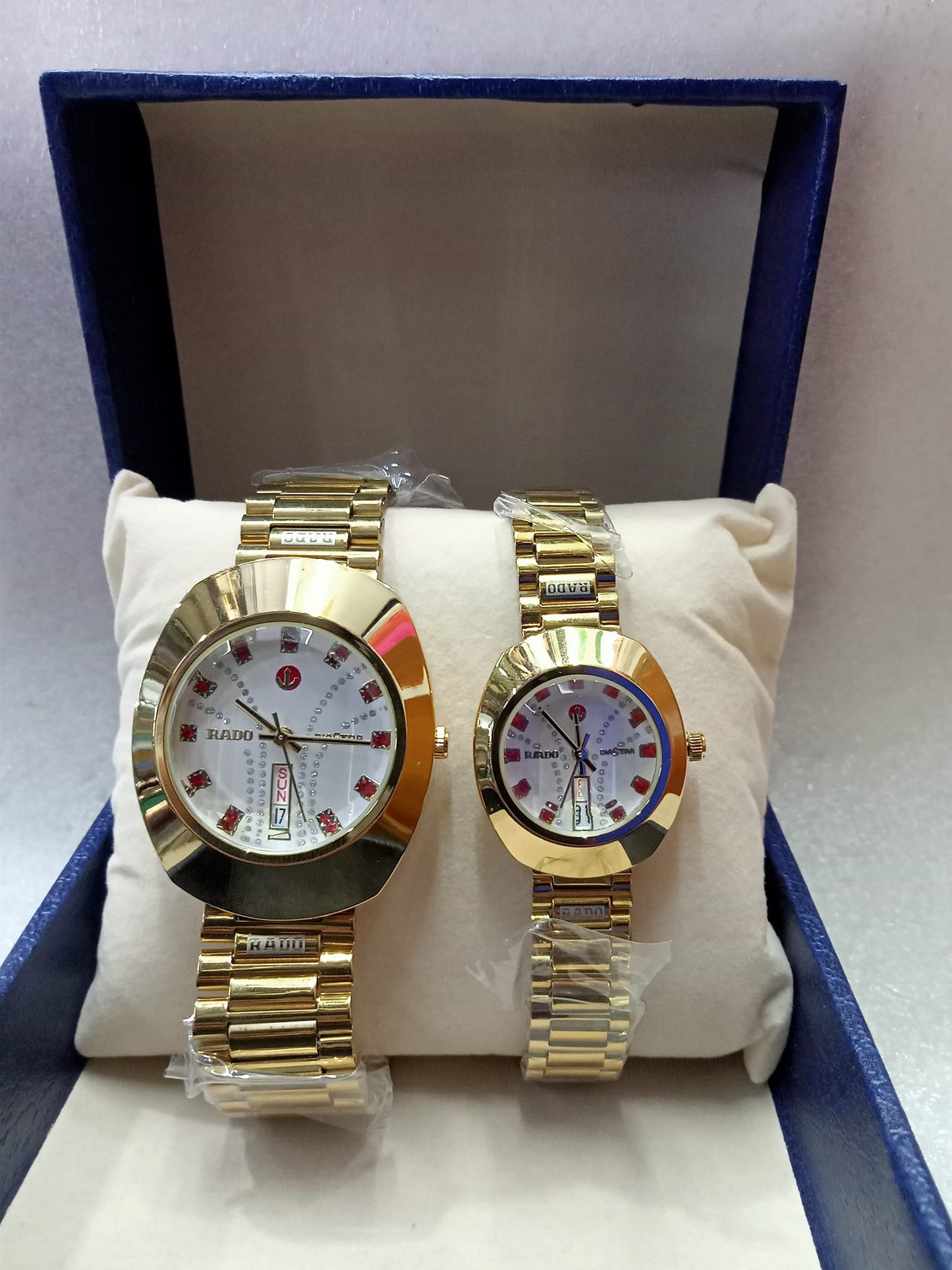 DiaStar Watch for Men and Women