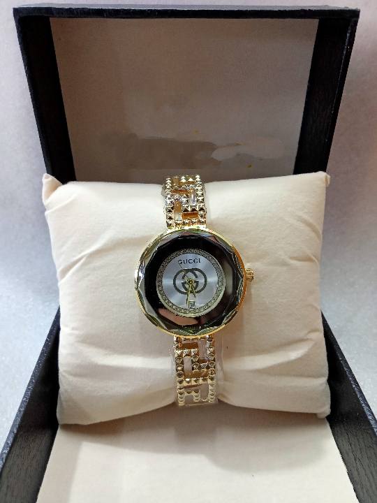 GC Watch for Women with Stones