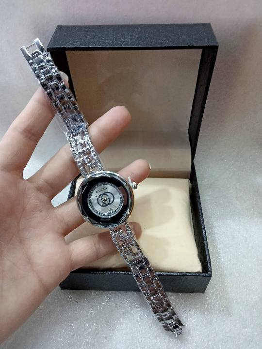 GC Watch for Women with Stones