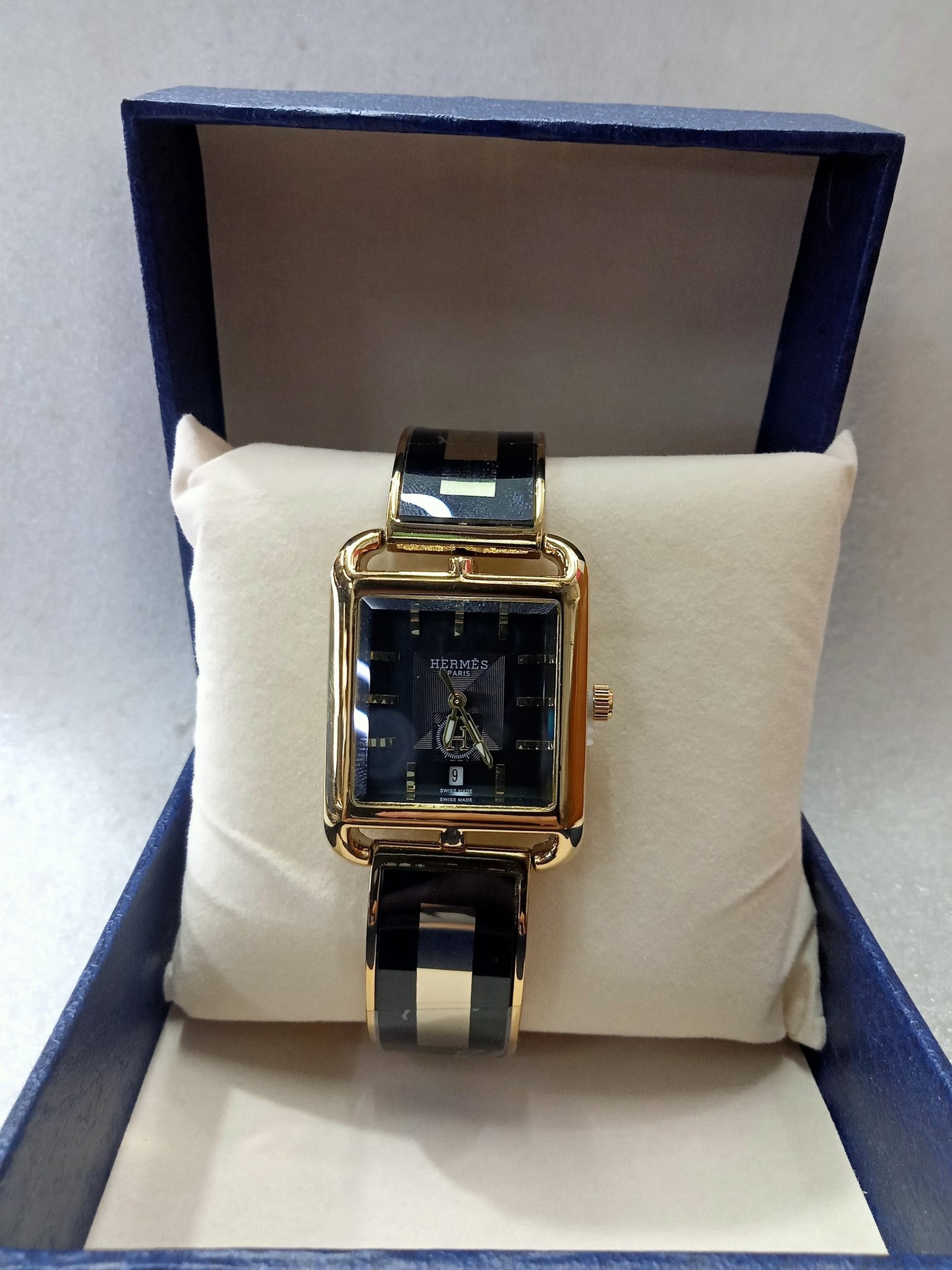 HERMS Bright Color Stainless Watch